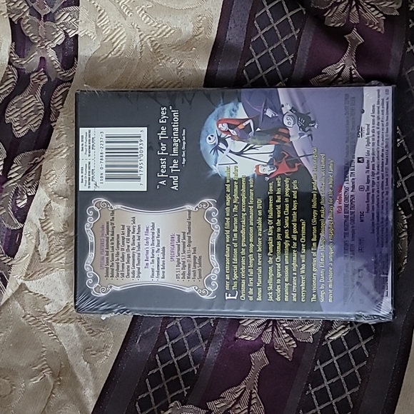 Special Edition Tim Burton's The Nightmare Before Christmas DVD New in plastic - Picture 7 of 8